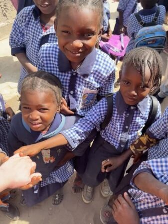 Groep kinderen Gambia | Stichting Kantaanoo | Wereldwinkel Ermelo
